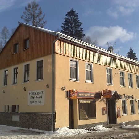 Penzion Na Rozcesti Янов над Нисоу Екстериор снимка